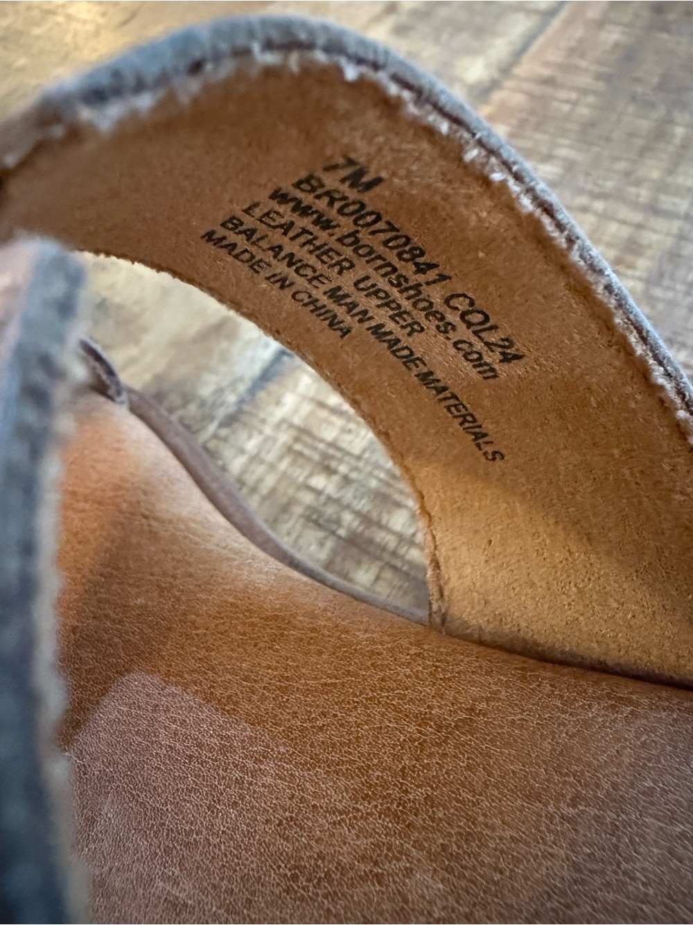 NWT Born Remo Leather Sandals, Size 7 - Picture 10 of 11